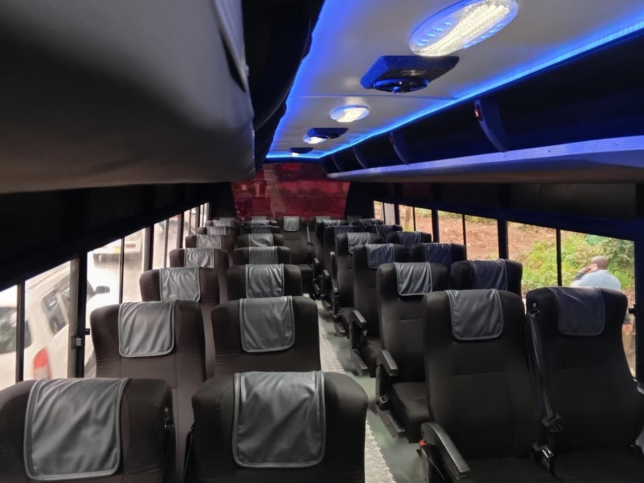 Mercedes Bus 33-Seater view 3